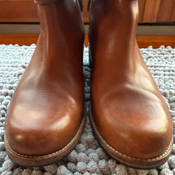 10022 shoes,Saks Fifth Ave, made in Italy, Moto style tan leather boots, EUC 39 - Picture 14 of 15